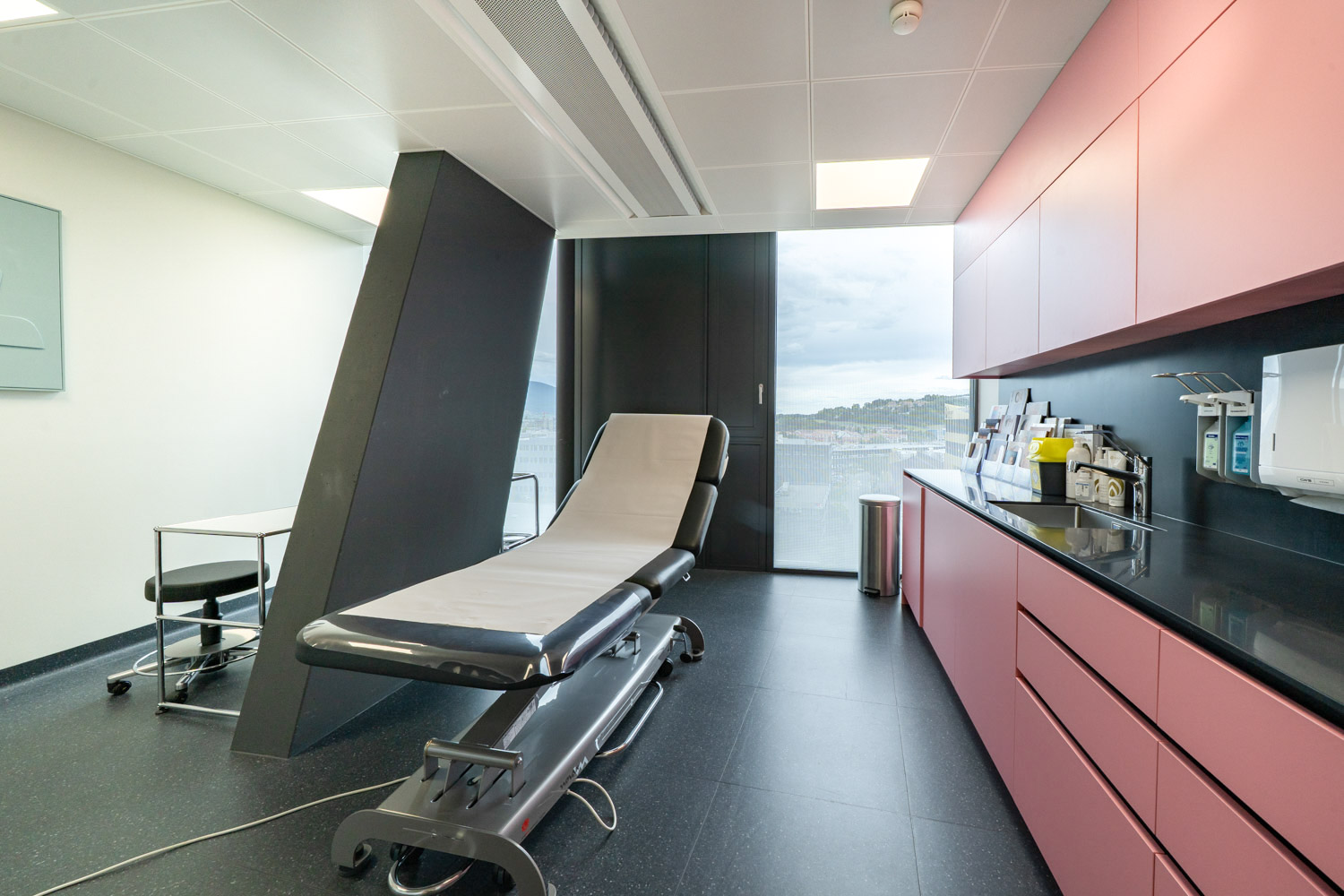 My clinique galerie 16